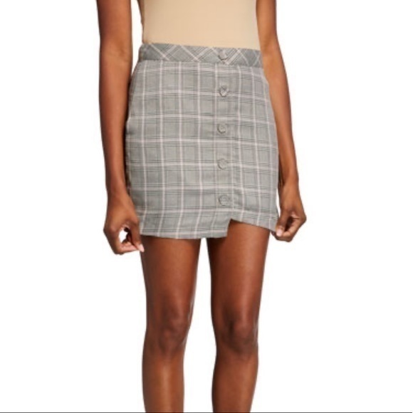JOA PLAID ASYMMETRICAL MINI SKIRT - Picture 1 of 4